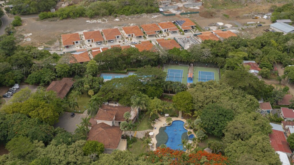 La Caleta Coco Bay Estates