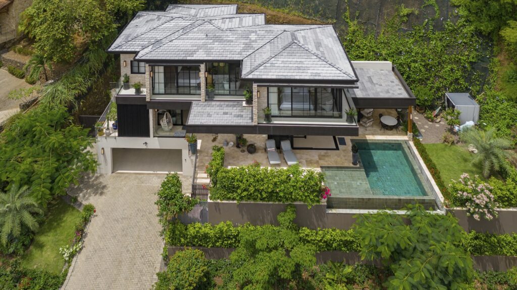 LEGACY HOUSE PACIFICO 136