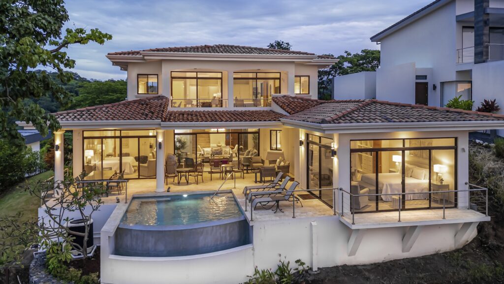 CASA BELLA PACIFICO 49