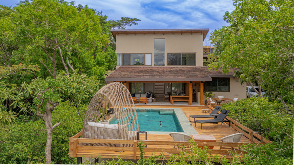 CASA MINA Los Altos del Cacique 88